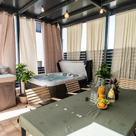 Heaven Jacuzzi & Sauna Apartament *